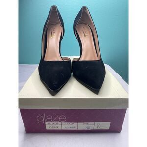 China Glaze size 10 Chic Suede Pointed‎ Toe Pumps